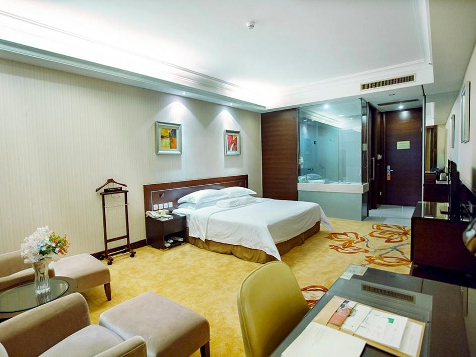Vienna International Hotel Shenzhen Hua'Nan City Dış mekan fotoğraf